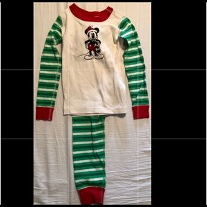 Hanna Andersson Disney “MM” Long John pajama set.